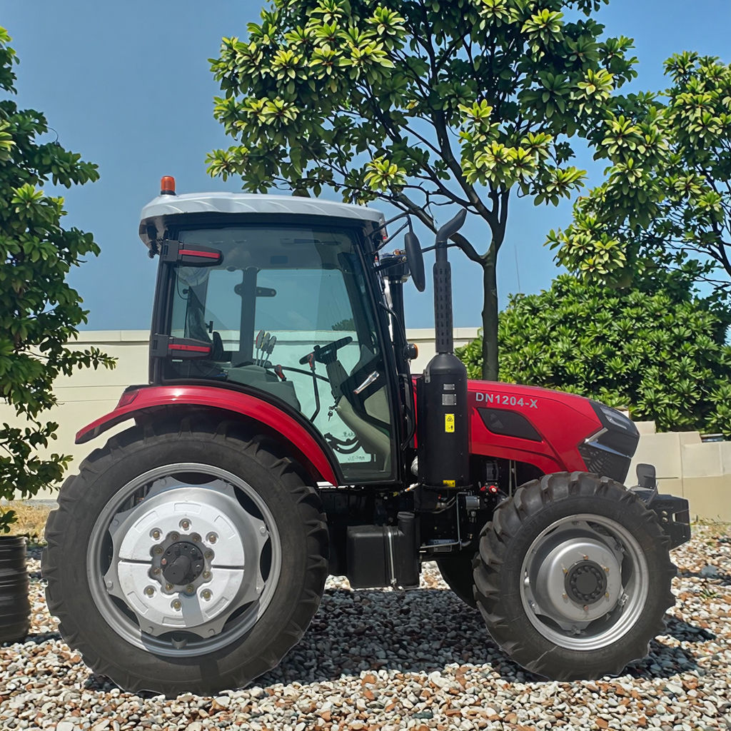 120HP 4WD Heavy Duty Farm Tractor with Cabin and Powerful Diesel Engine