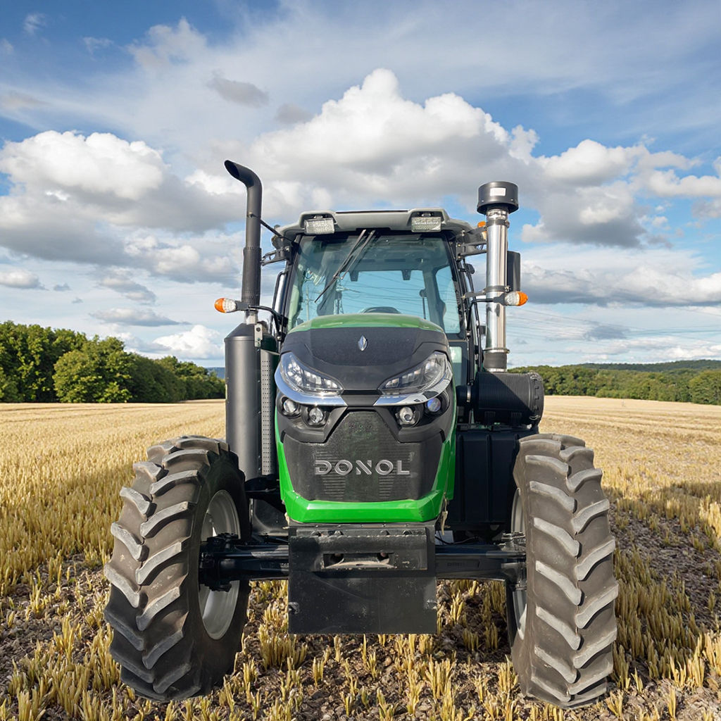 Heavy Tractor Agriculture Equipment 4 Wheel Drive 200HP Farm Wheeled Used Tractor for Agriculture