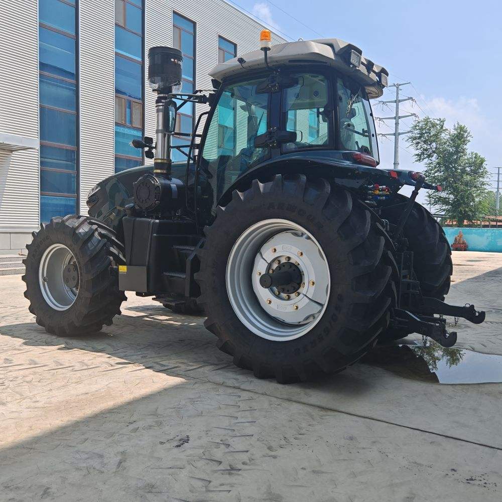 High Quality 220hp 220 hp New Cultivator Machine China Compact Four-wheel Drive 4wd 4x4 Grander Agriculture Farm Tractor