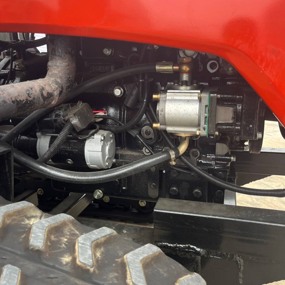 Multifunctional 50HP 2WD Diesel Engine Wheel Newest Small Crawler Tractor Engine